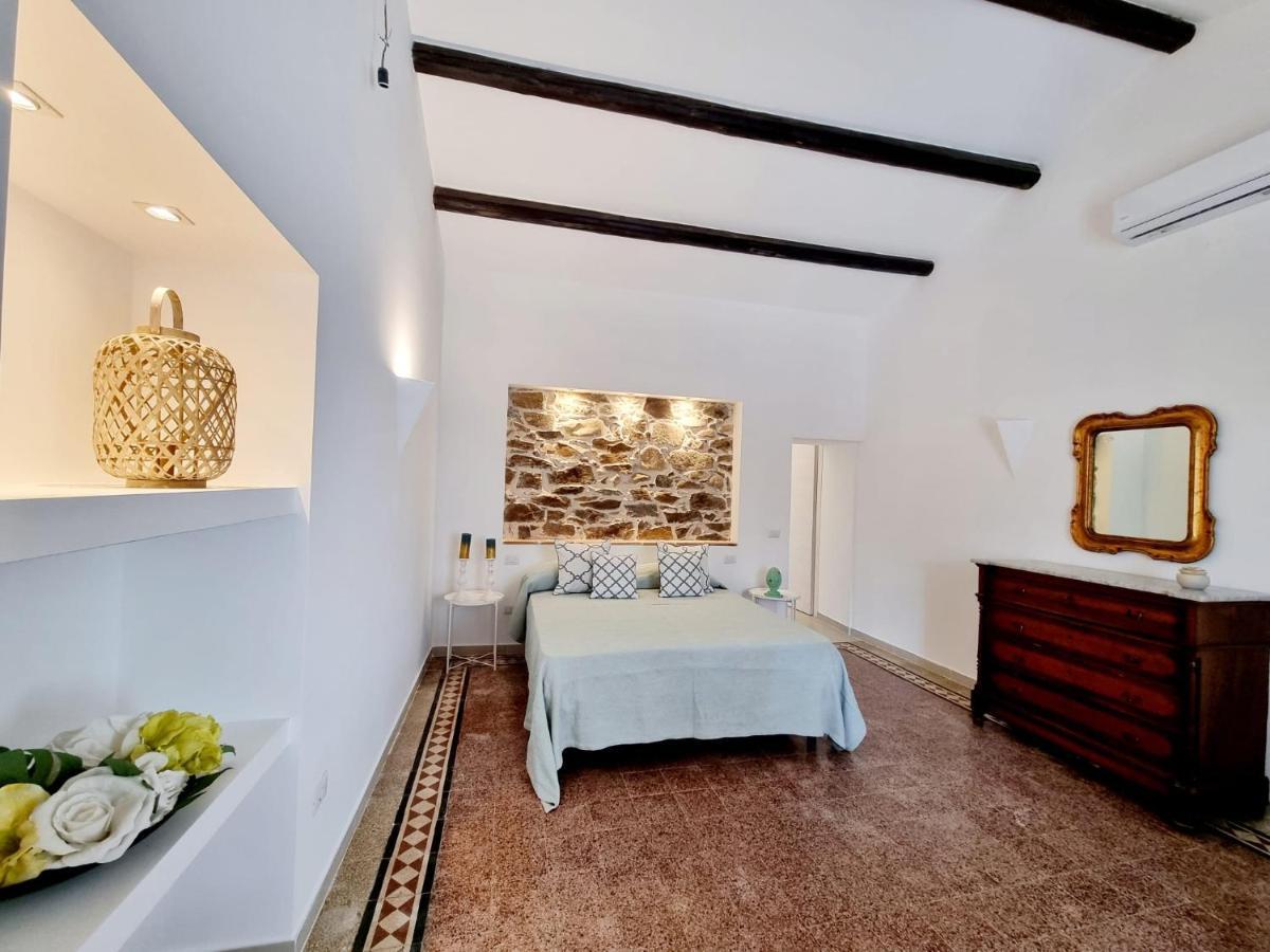 Stazzo San Teodoro La Quercia Piscina Condivisa Apartment Ngoại thất bức ảnh